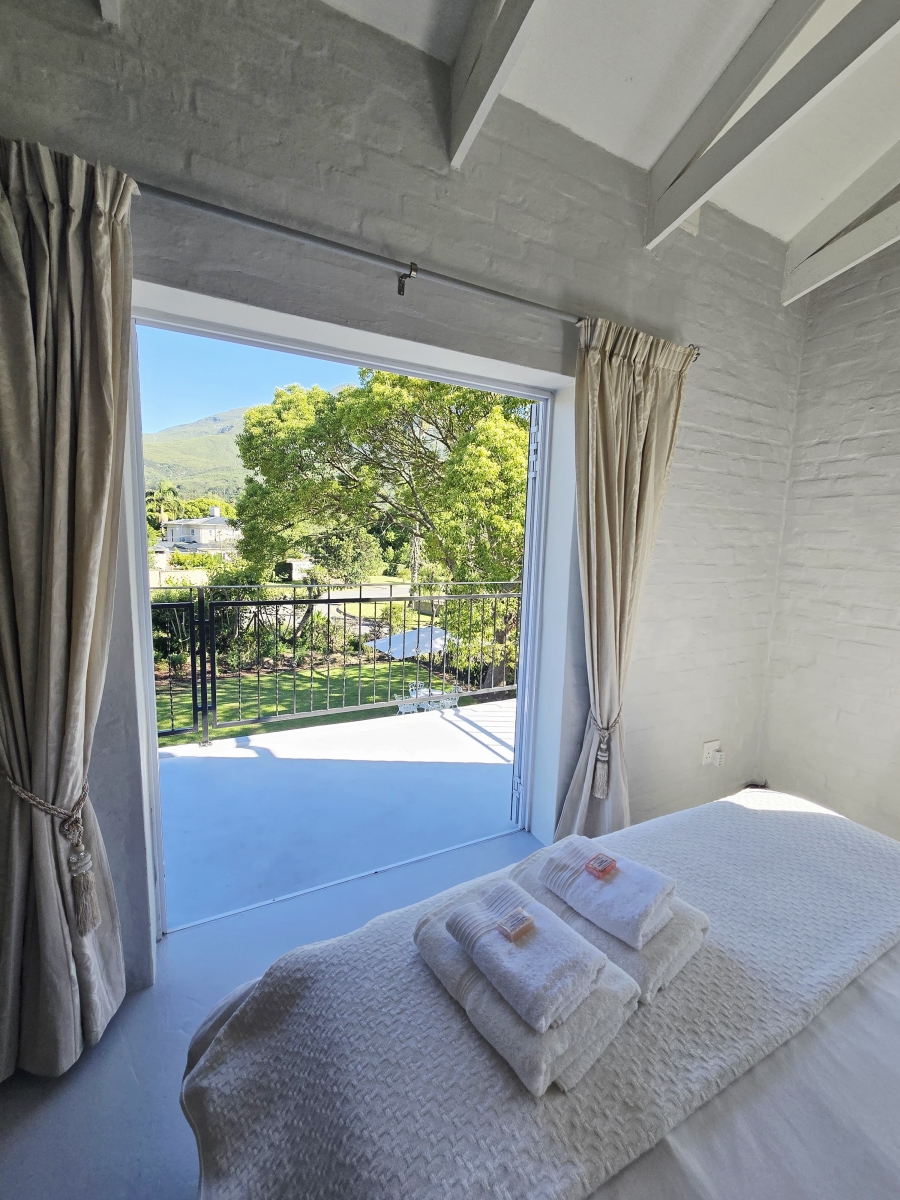 4 Bedroom Property for Sale in Fernridge Western Cape